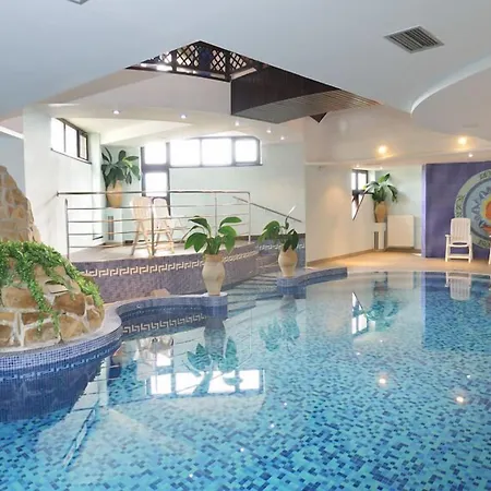 فندق Amalia 3*